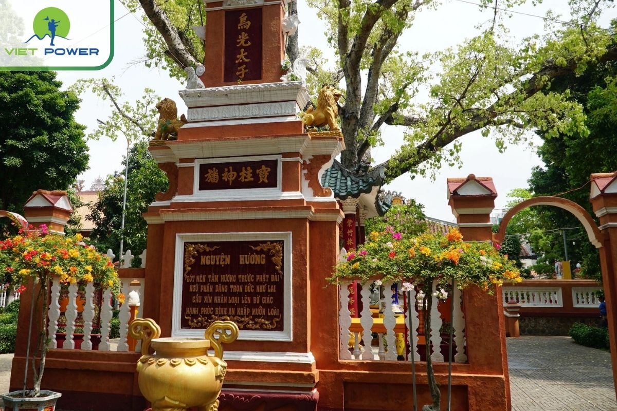 The Inner Gate – Nhi Quan