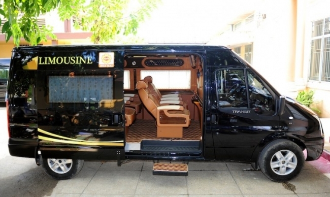 Scarlet Pearl Cruise Luxury Van