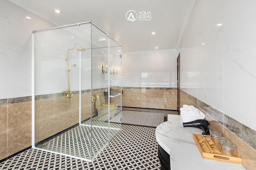 President Cabin - Outdoor Jacuzzi