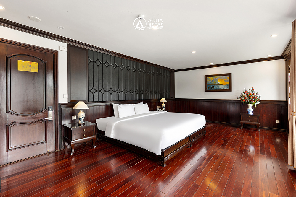 Aqua Royal Suite Cabin