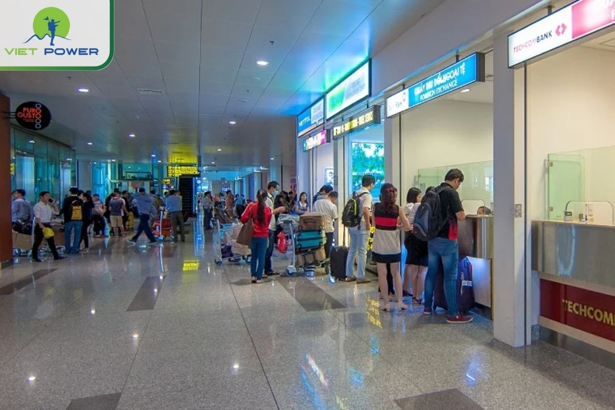 Currency Exchange at Noi Bai International Airport
