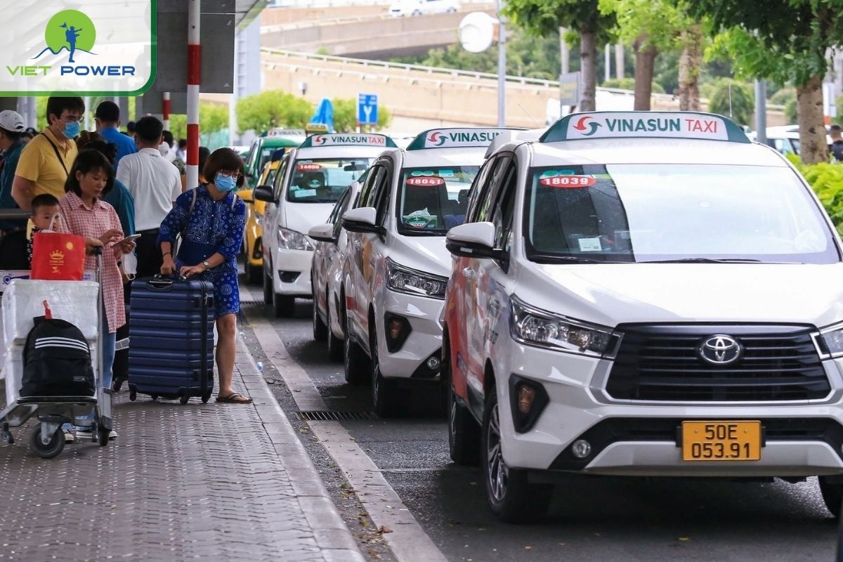 Take Vinasun Taxi from Danang Airport to InterContinental Danang