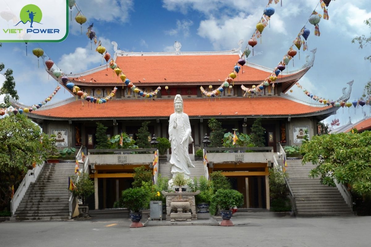 Vinh Nghiem Buddhist Temple