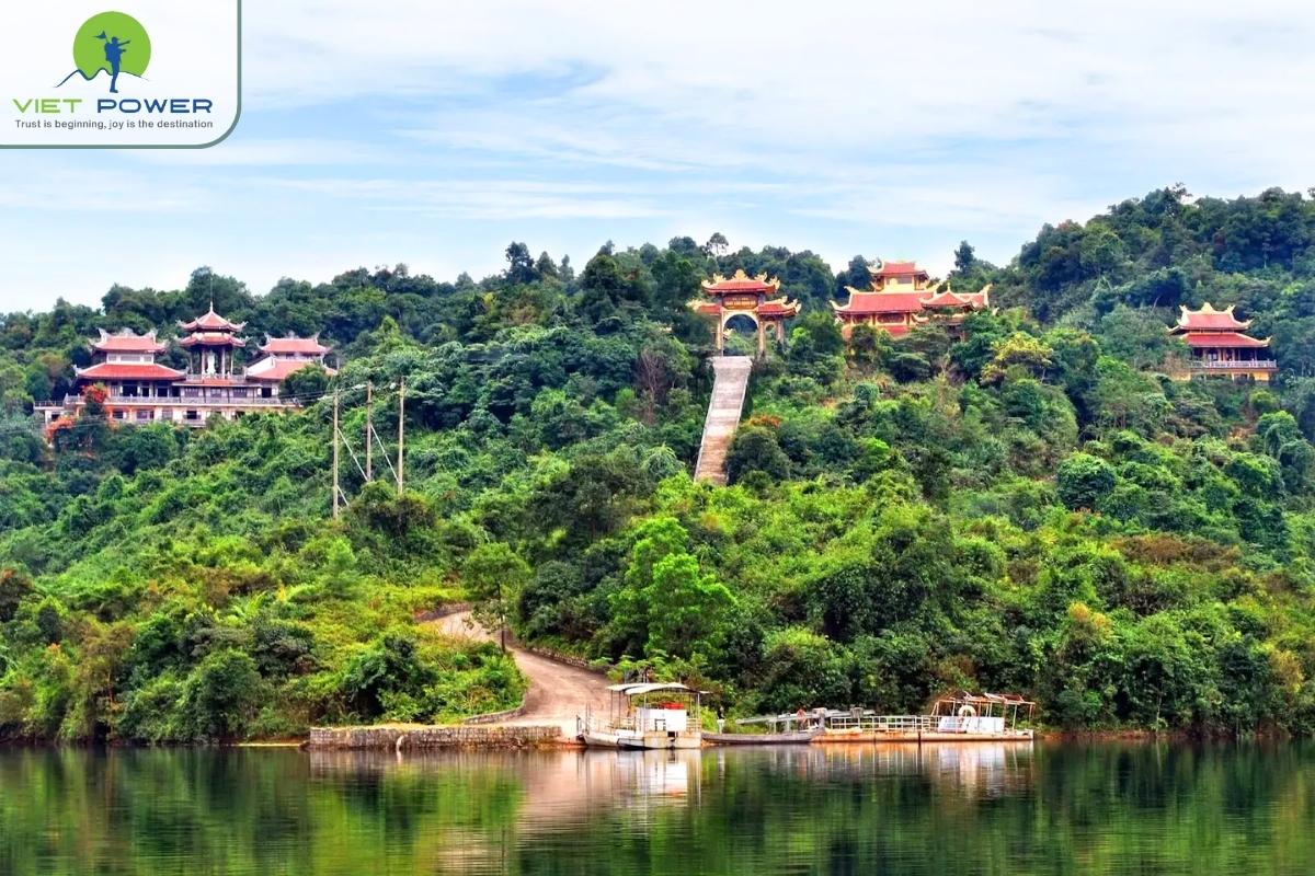 (12) Vietnam Golf Experience Tour