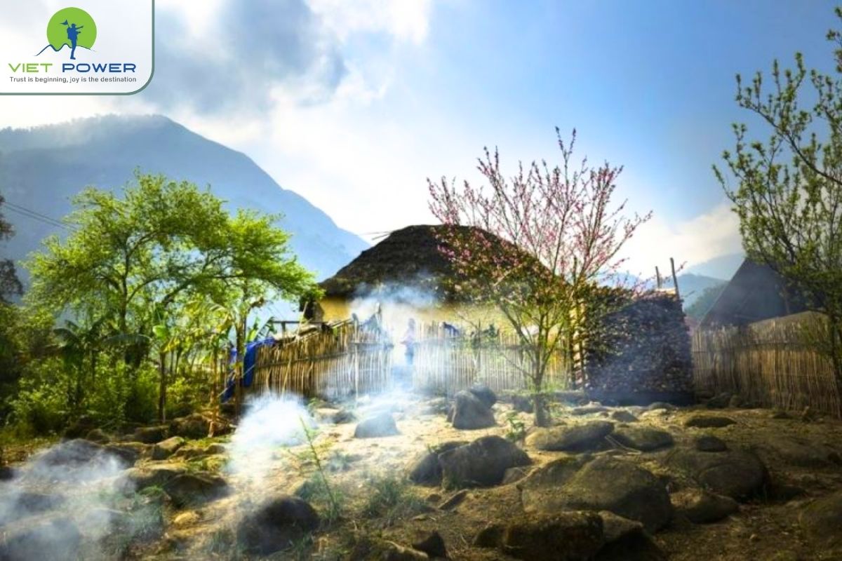 (8) Mountain In Northern Vietnam