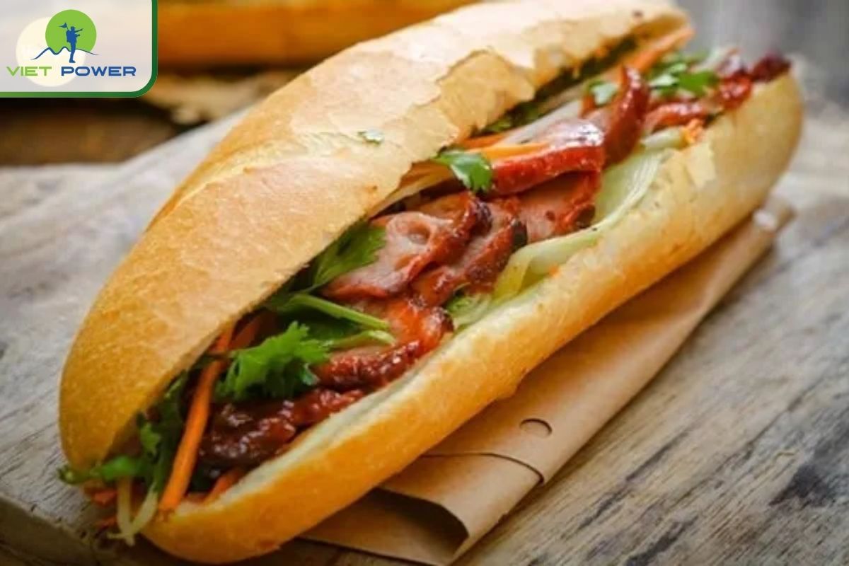 A Hoi An food tour must include banh mi