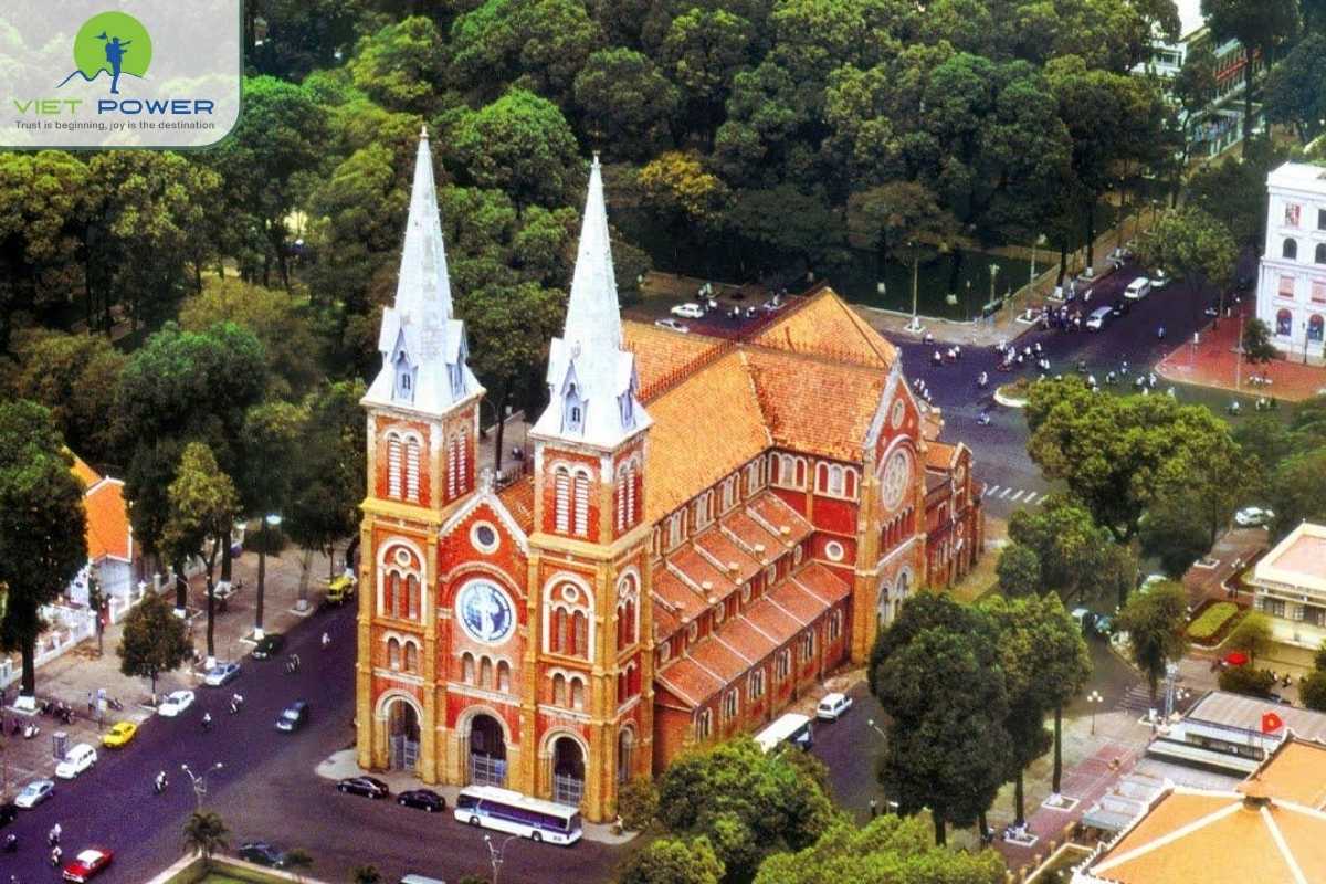 Attractions-in-Ho-Chi-Minh-City (5)