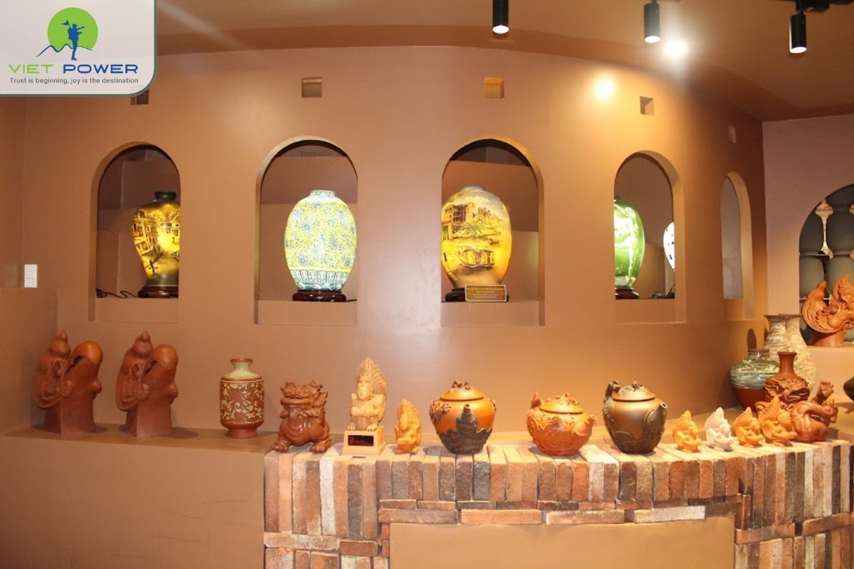 Bat-Trang-Pottery-Village (4)