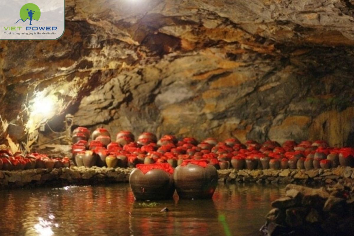 Caves in Trang An