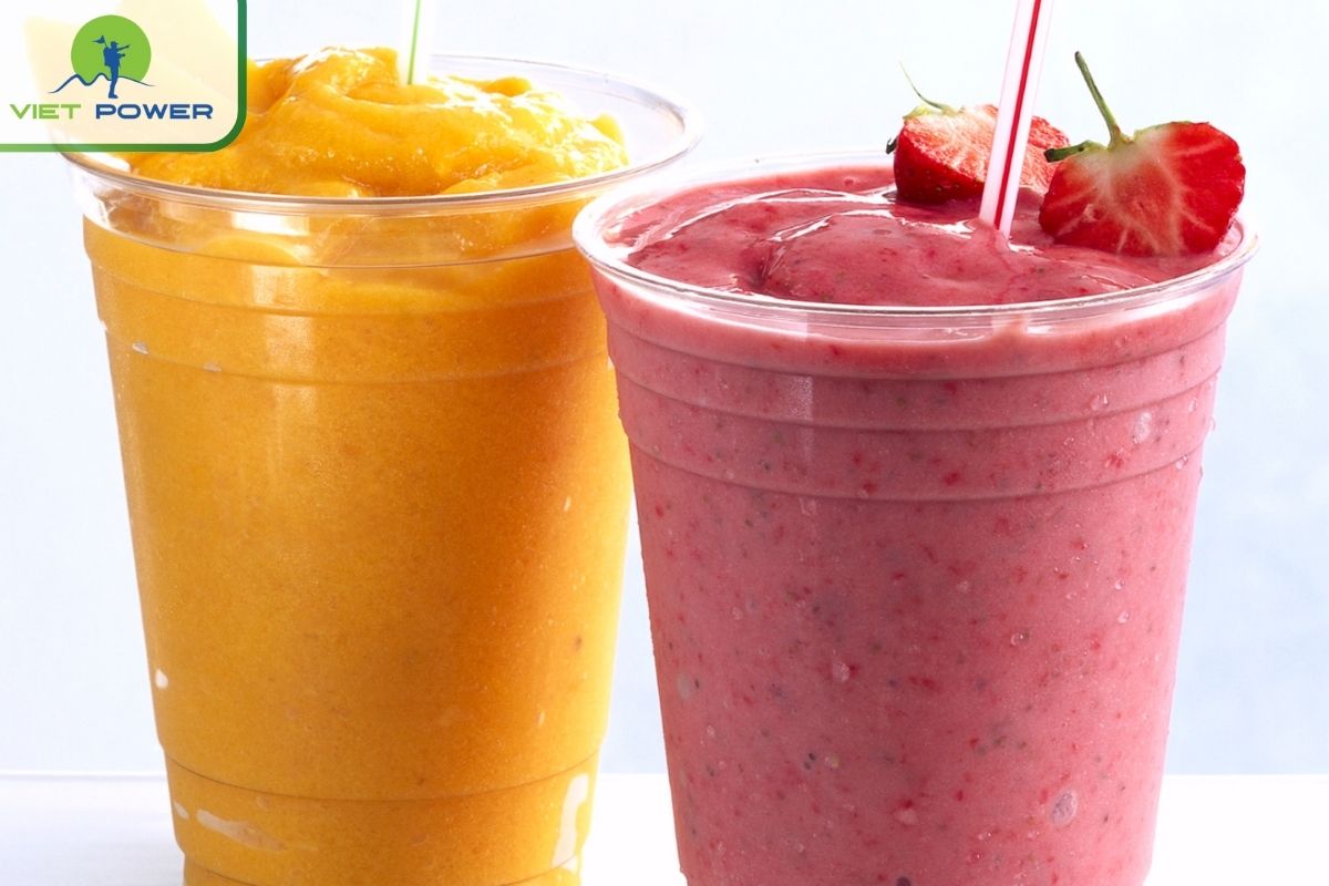 Da Nang street food isn’t complete without trying fresh fruit & smoothies