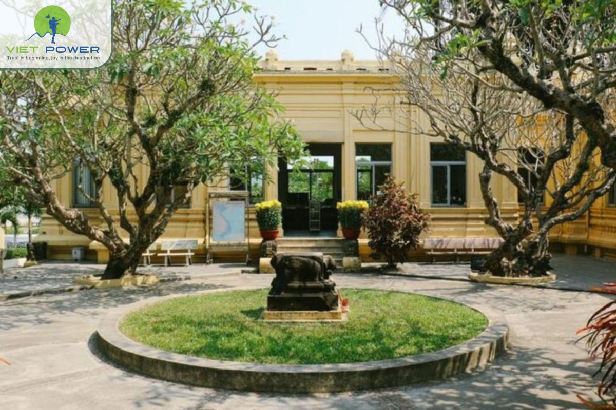 Exploring the Ancient Cham Sculpture Art of Vietnam (13)