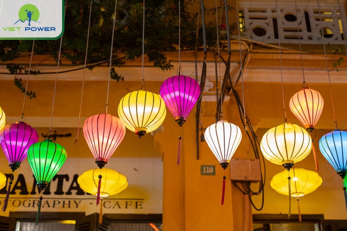 Hoi An Lanterns: Hoi An After Dark
