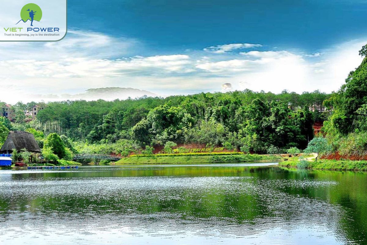 Mang Den in April (10)