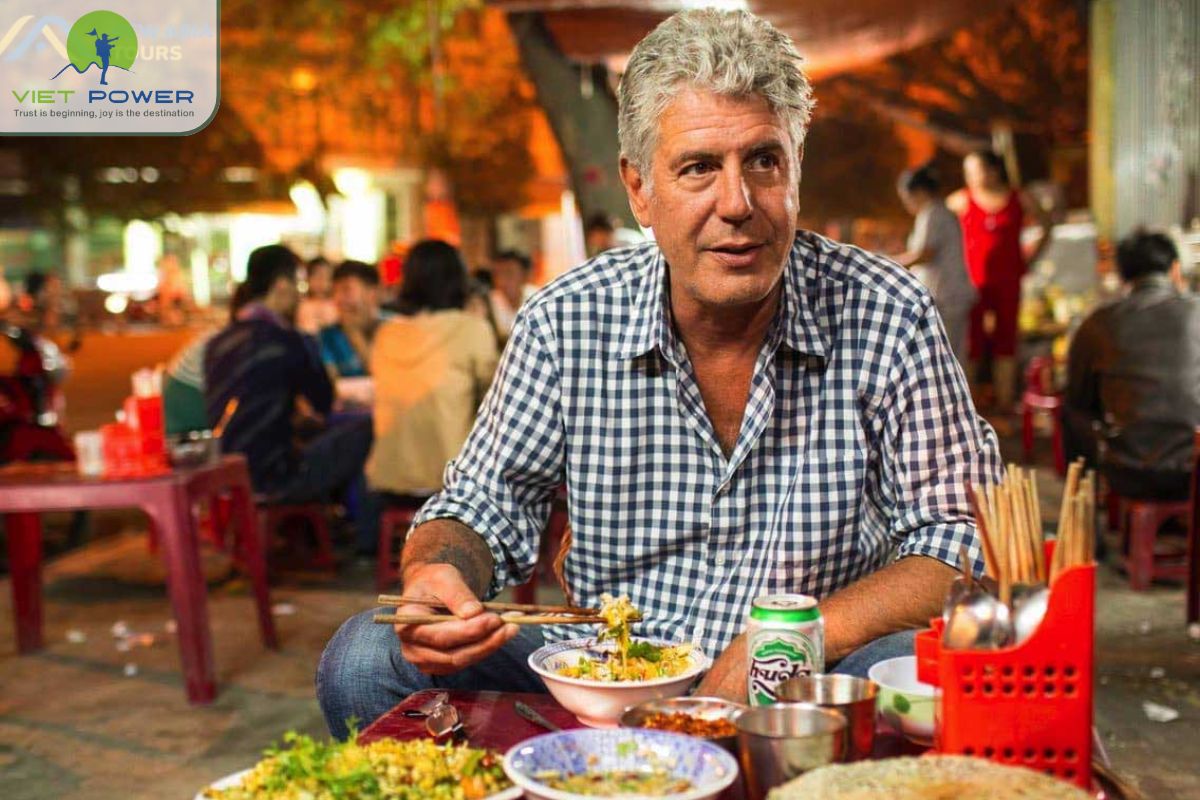 Review of Life in Vietnam (9)