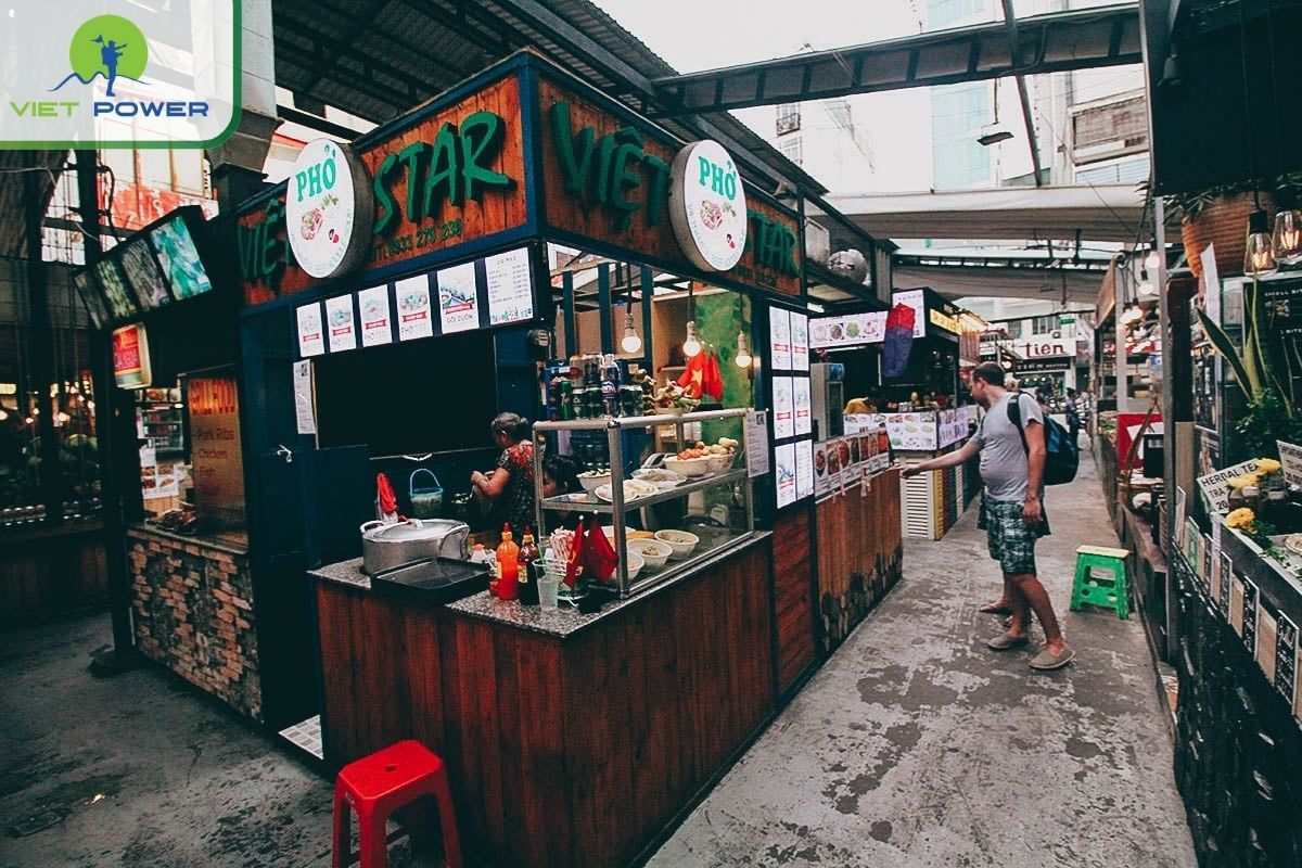 Saigon Street Food Markets: A Foodie's Paradise: Ben Thanh Market.