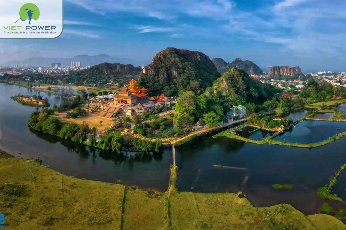 The Marble Mountains