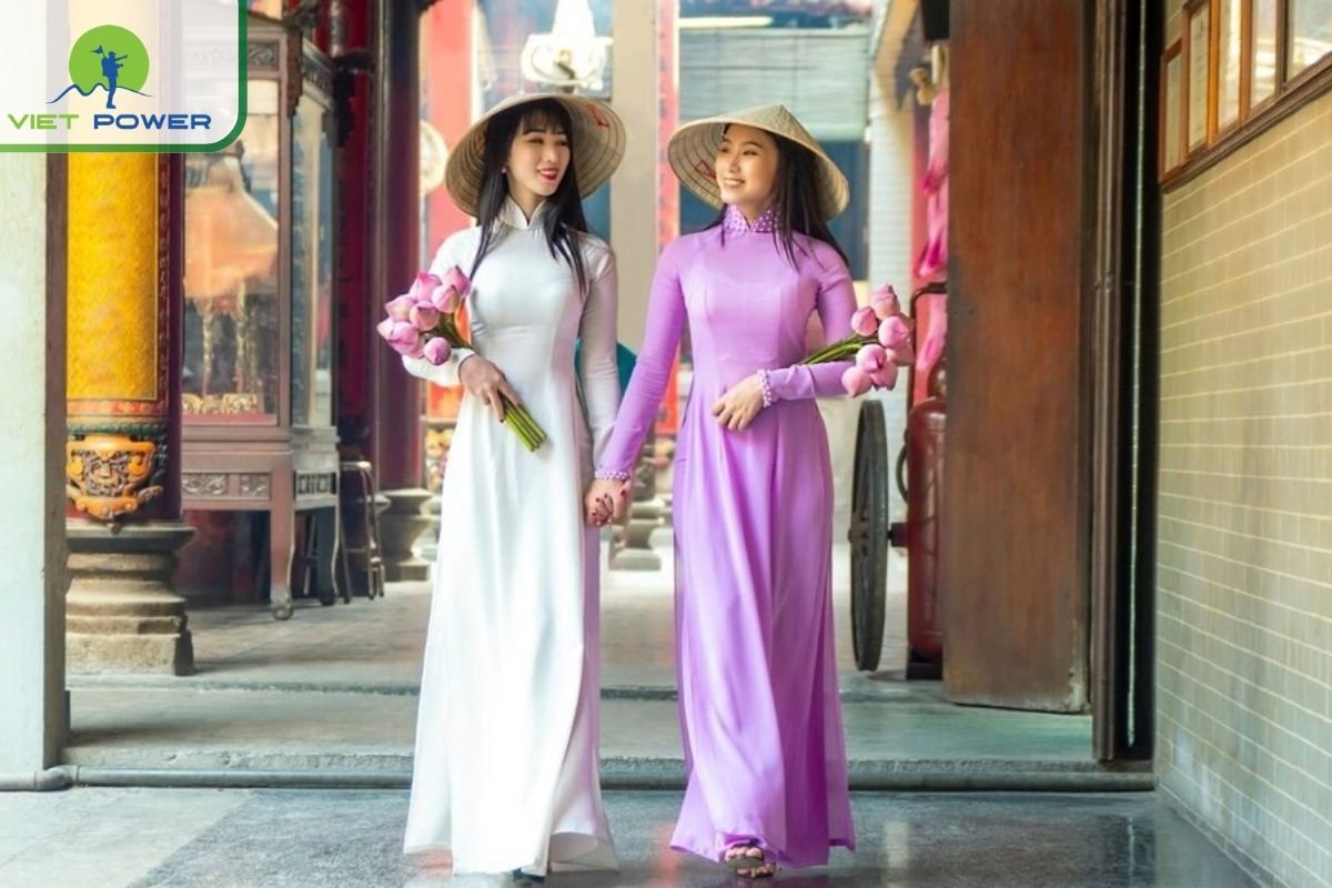 Ao Dai Etiquette
