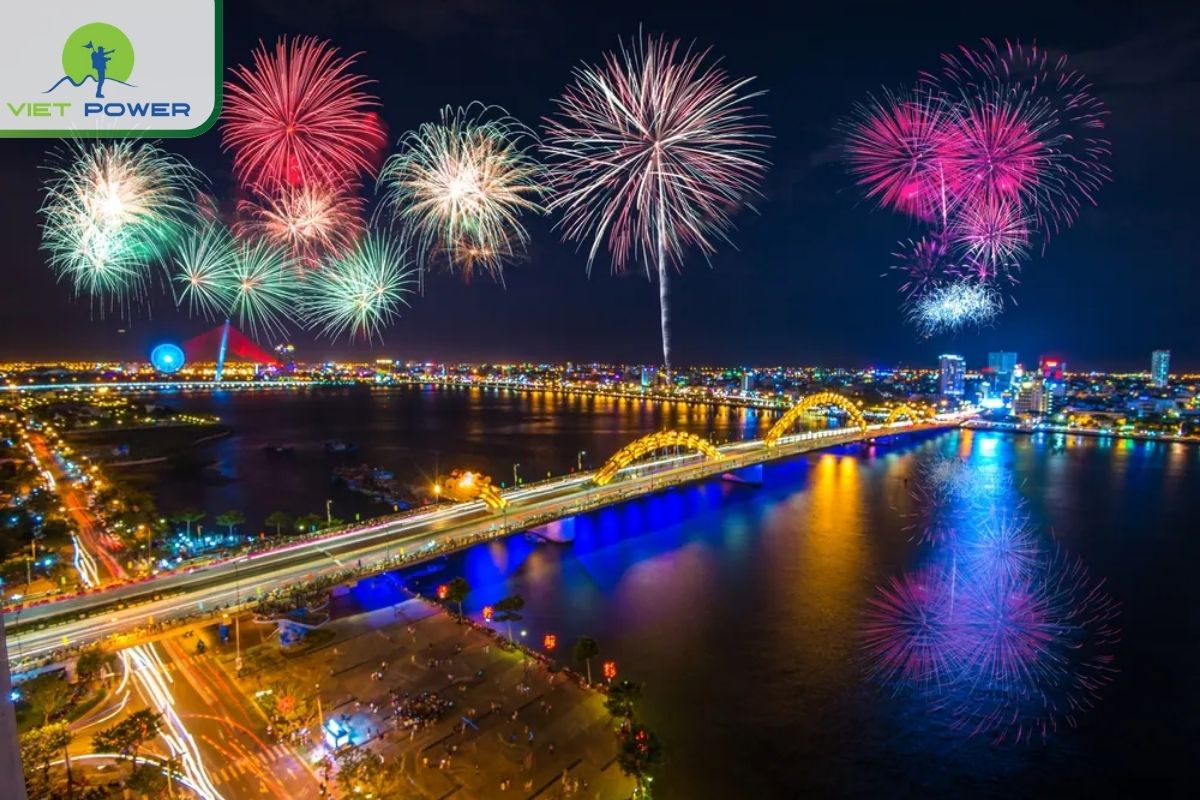 Christmas & New Year Check-in Spots