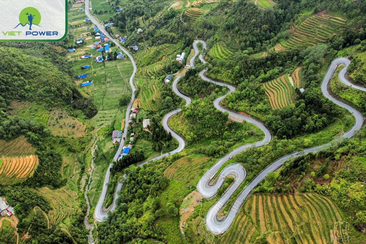 Ha Giang – Mesmerizing Passes & Buckwheat Fields