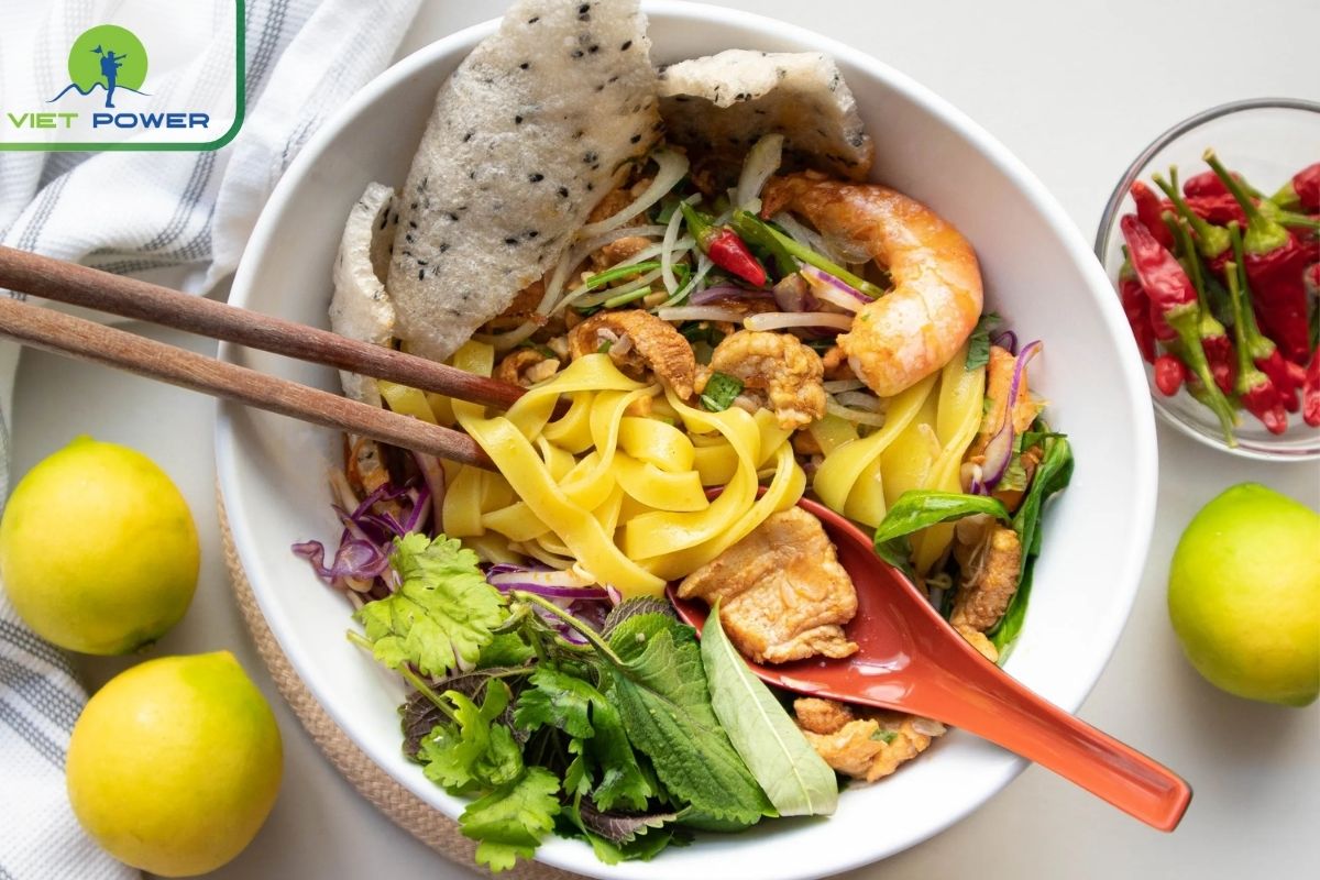 Mi Quang (Quang-Style Noodles)