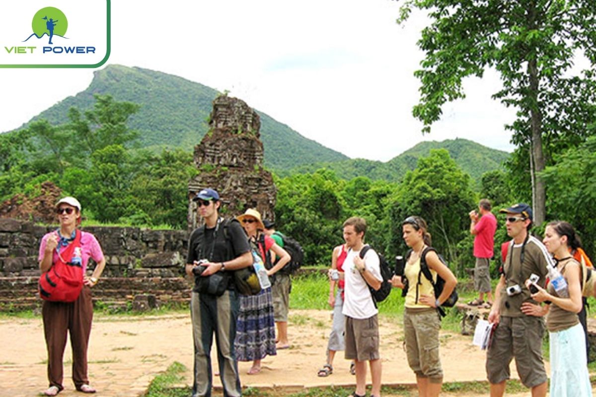 Trusted Resources & Support for Canadian Travelers