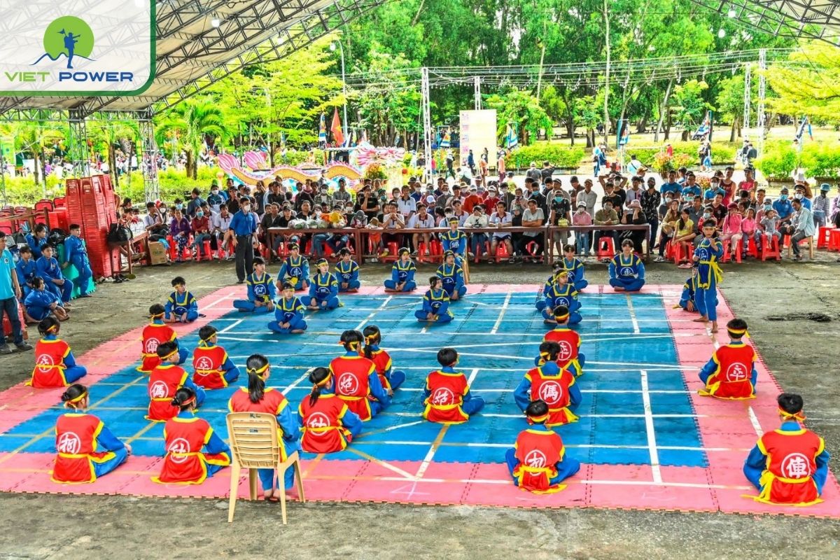Cờ Người – Human Chess as Cultural Theater