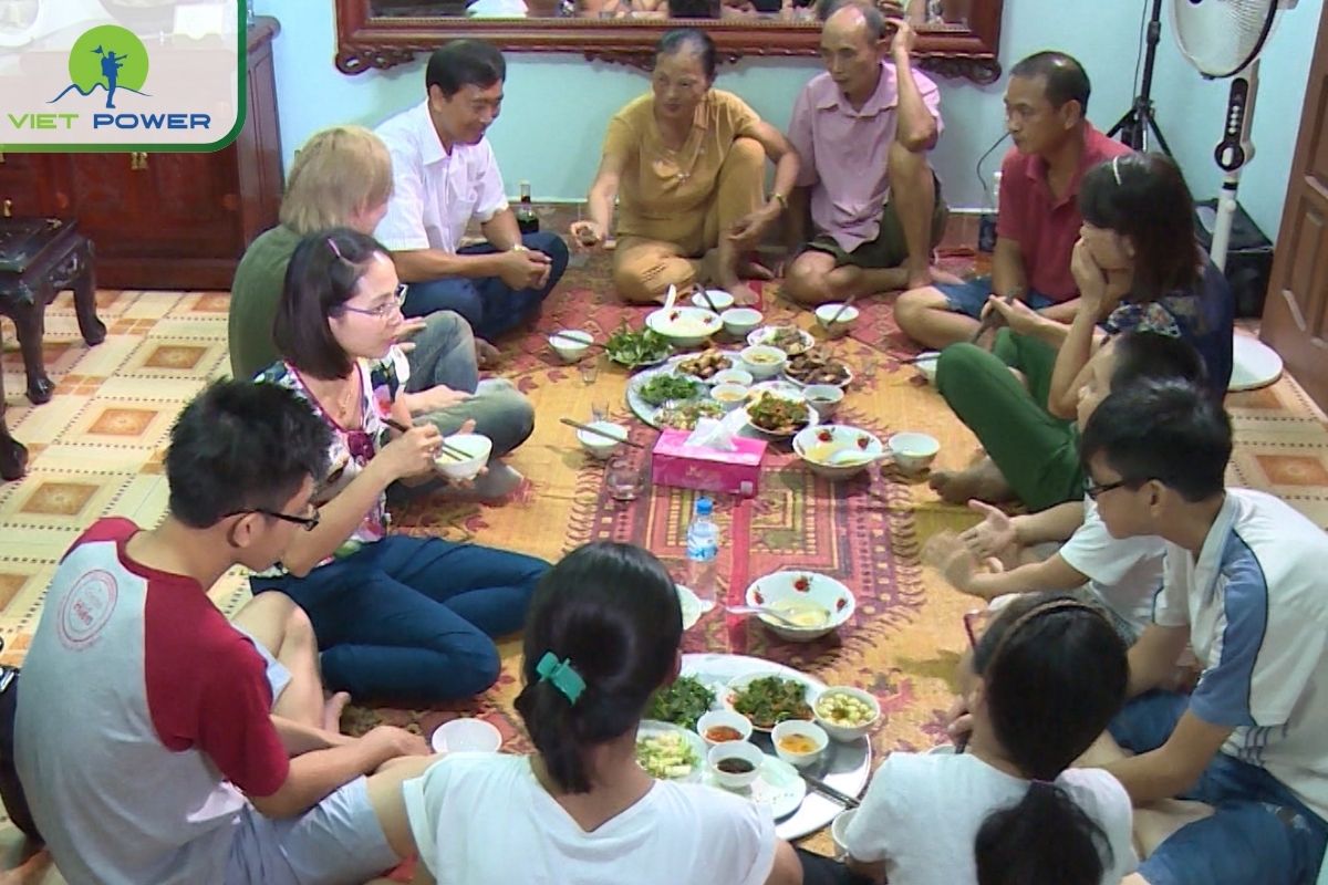 Vietnamese Family Culture in Rural vs. Urban Areas