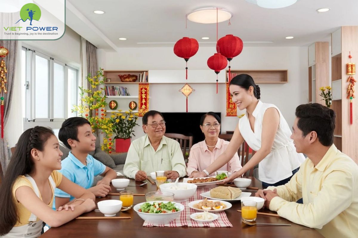 Vietnamese Dining Etiquette (6)