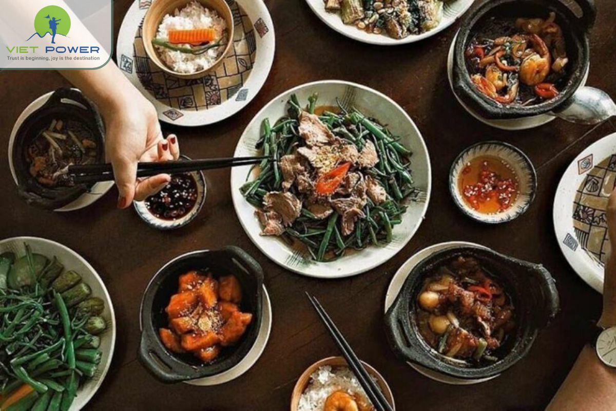 Vietnamese Dining Etiquette (8)