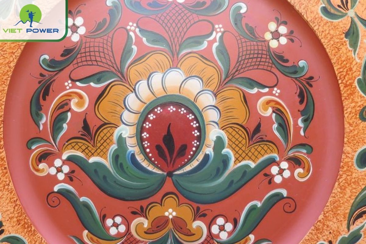 Vietnamese silk painting styles.