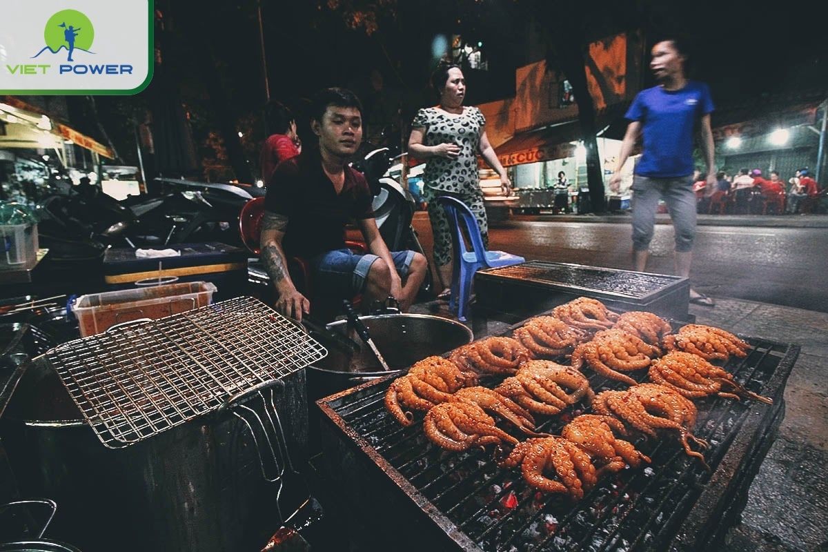 Why visit Vinh Khanh?