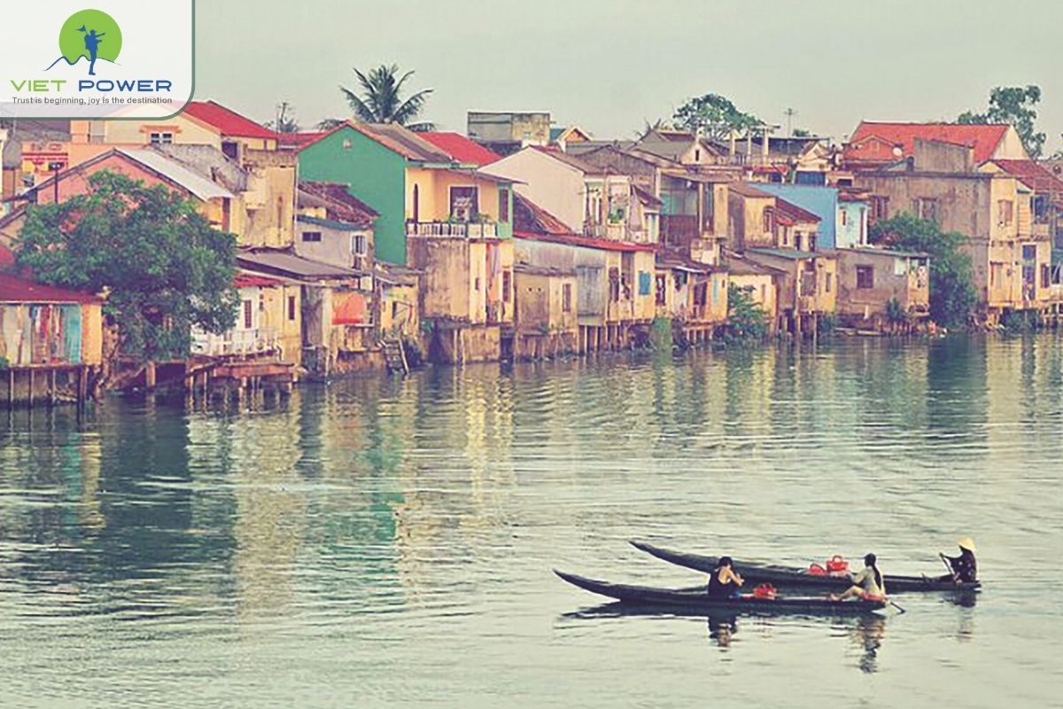 Where is Bao Vinh Ancient located