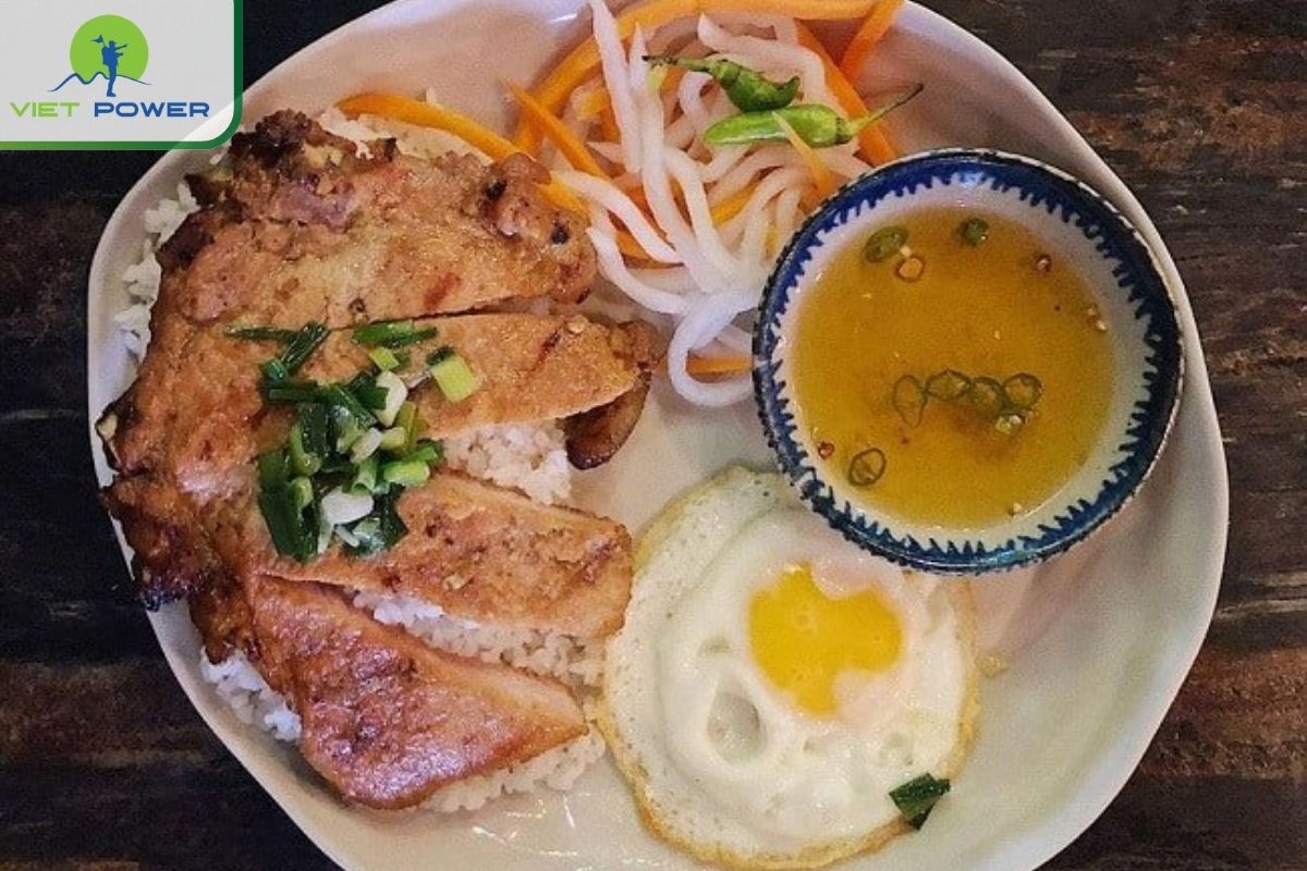 Top 7 Best Com Tam in Saigon: Cheap and Delicious: Com Tam Bui Sai Gon.