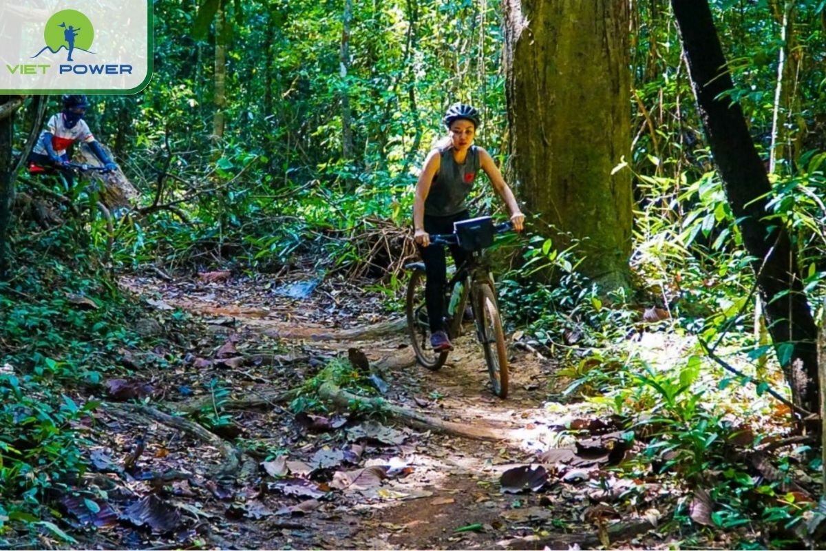 Bike ride to Boom Boom Rock