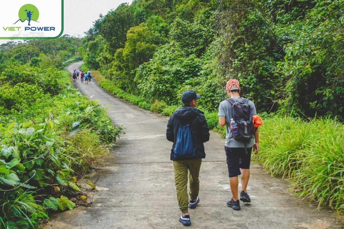 Walk to Boom Boom Rock