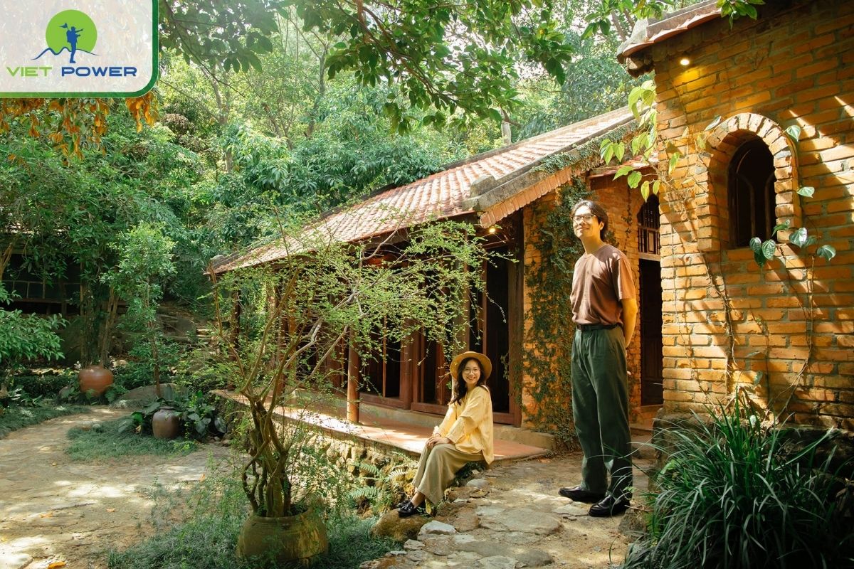 Modern Architectural Hill House