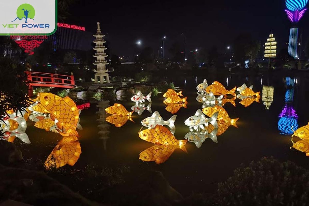 Discover Vietnam Floating Lantern Festival: Hanoi Lantern Festival