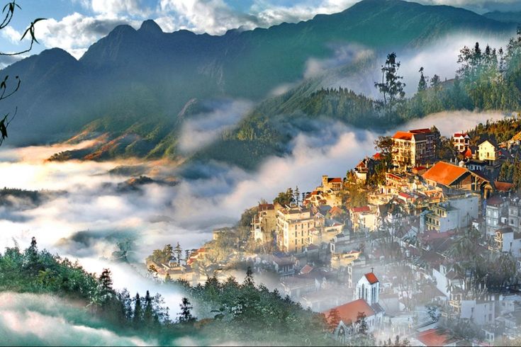 An Overview of Stunning Scenery of Viet Nam 10-Day Tour