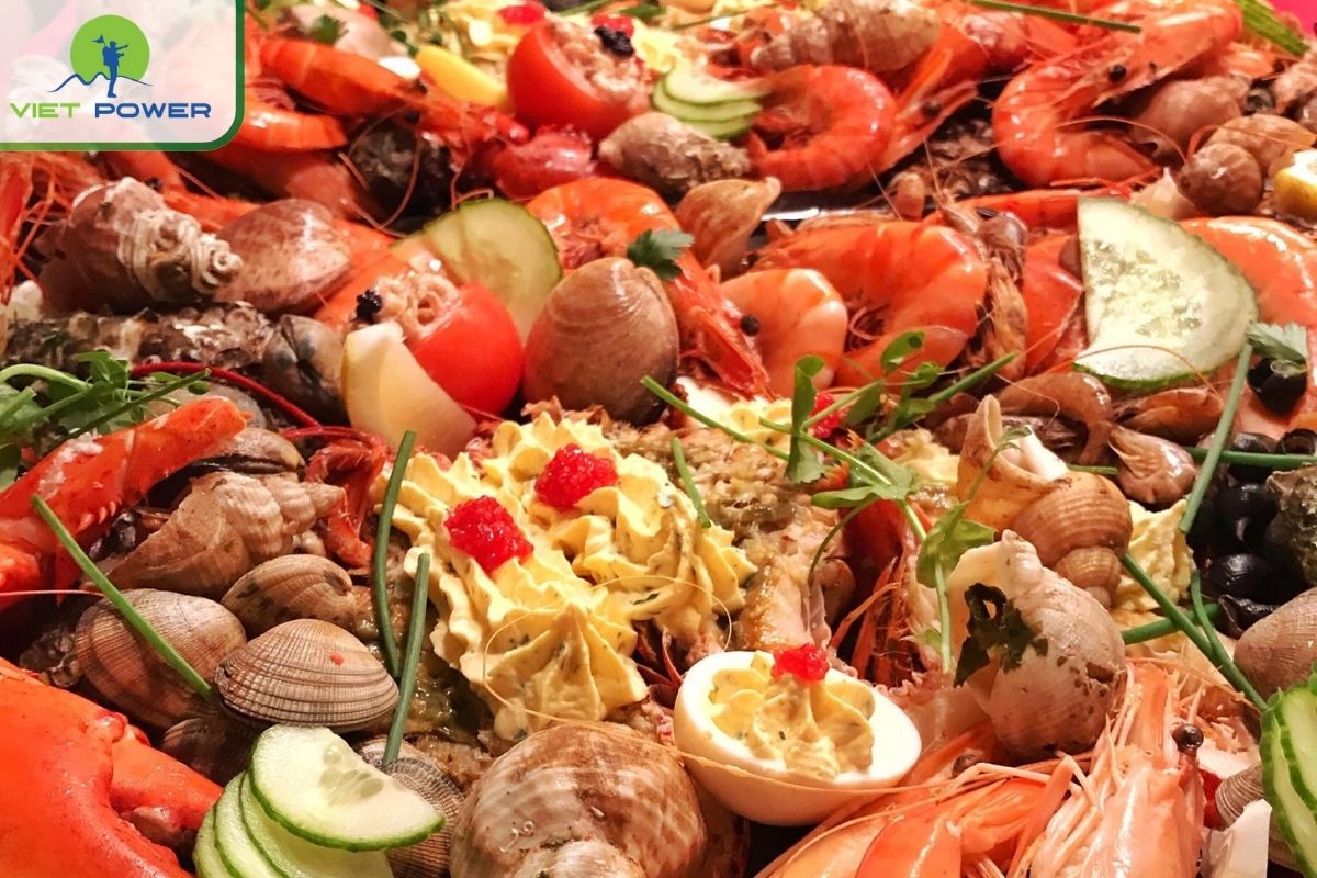 Where to Eat in Da Nang: A Guide to the Food Spots: Family Fun: Seafood and More.