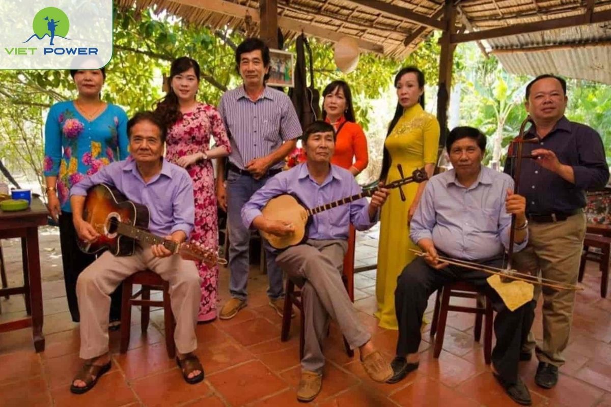 Don Ca Tai Tu in Ben Tre