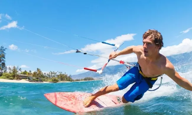 Join Our 5-hour Refresher Kiteboarding Course in Mui Ne