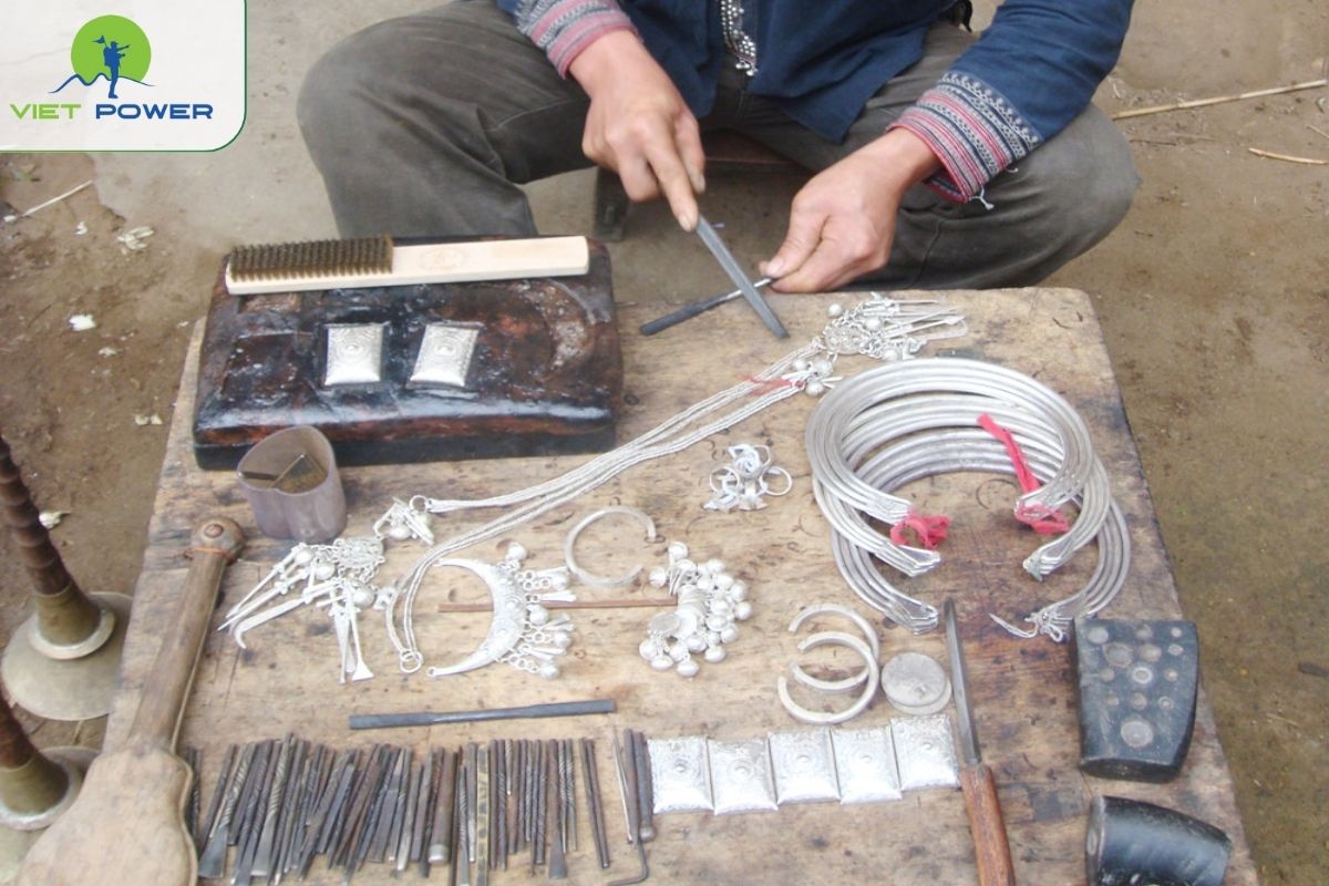 Silver Forging Art