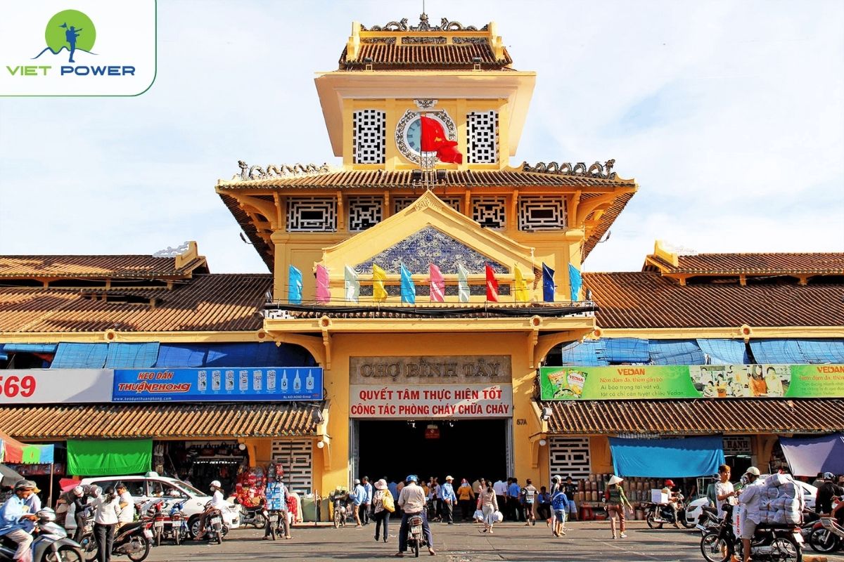 Binh Tay Market