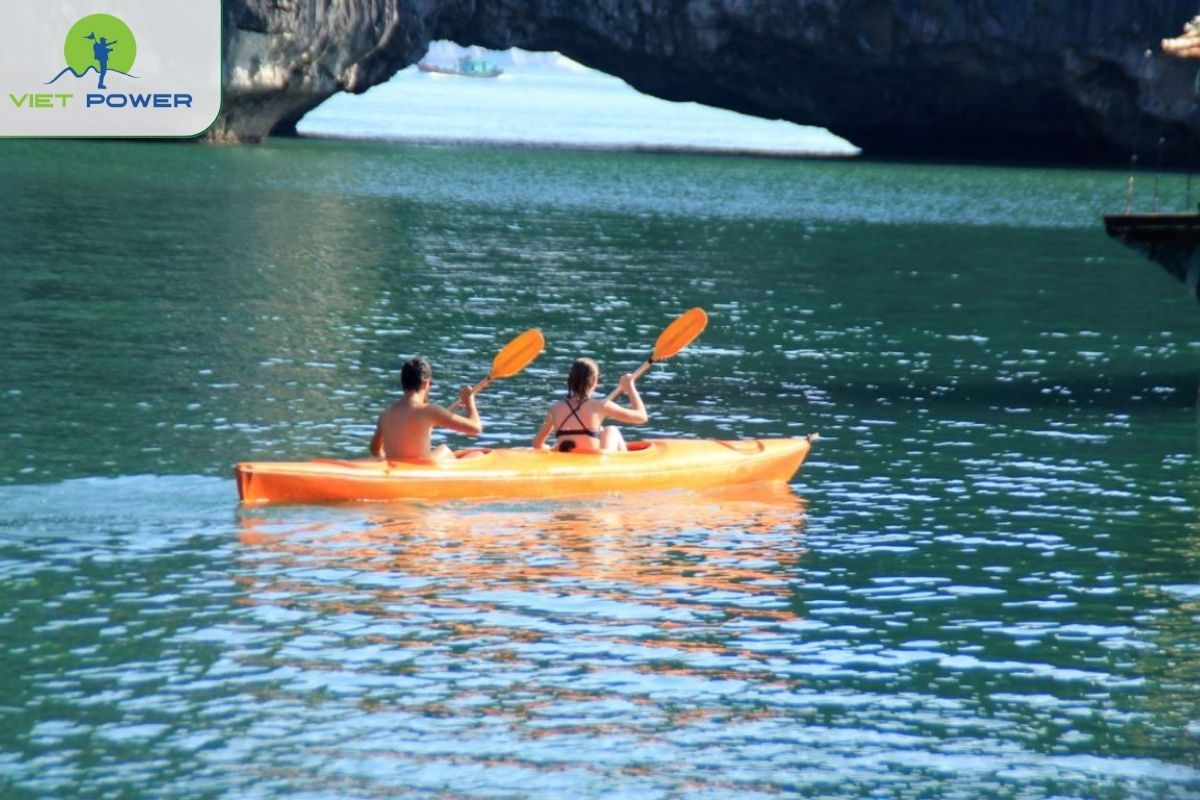 Kayaking at Ba Trai Dao Islets