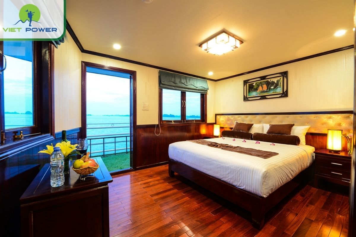 Deluxe Cabin at Swan Cruises