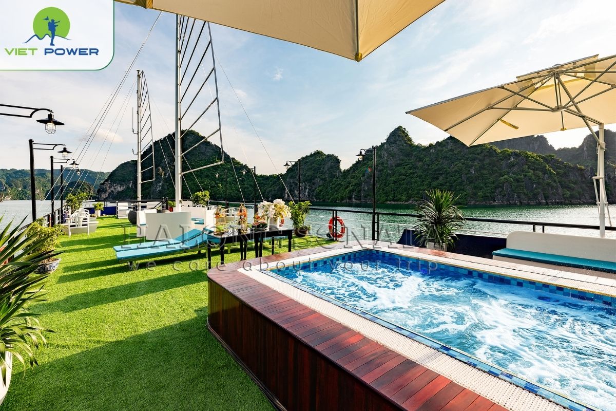 Deck 3 Mini Swimming Pool