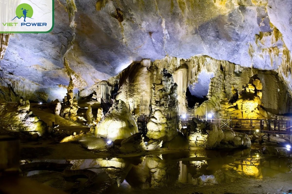 Thien Canh Son Cave