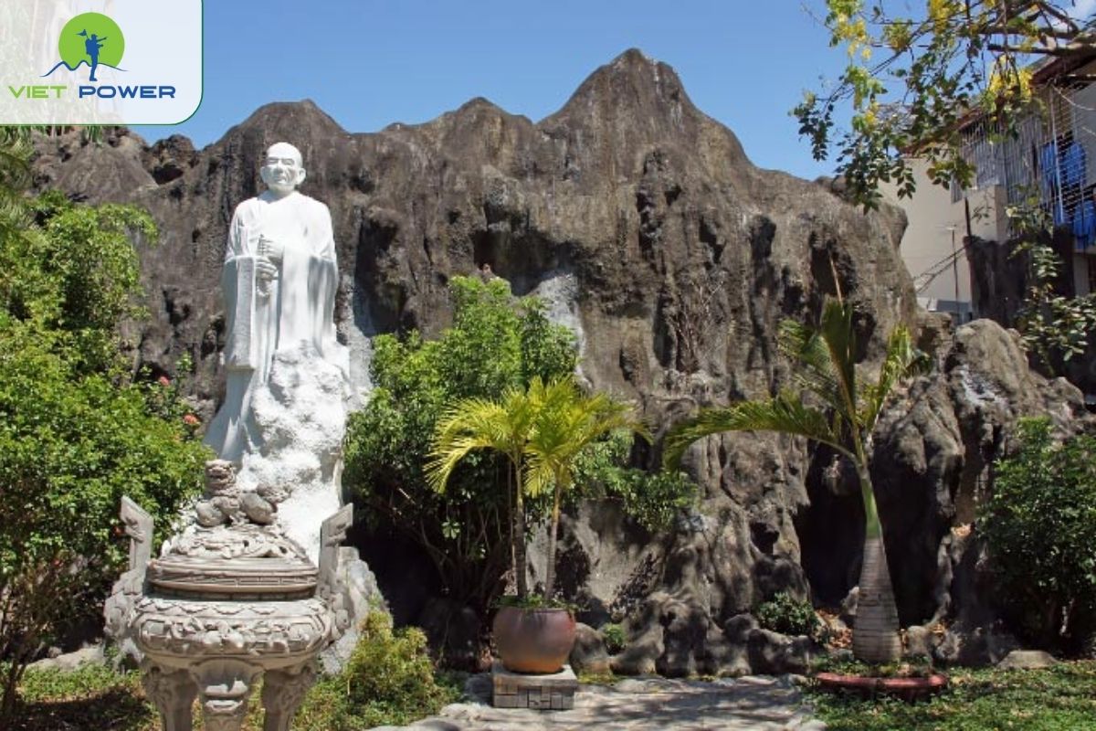 Ancient Bonsai Courtyard