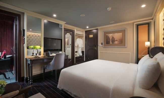 Elegance Balcony Cabin