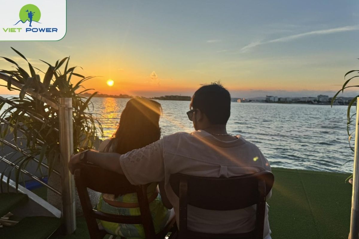 Return Cruise & Sunset Moments